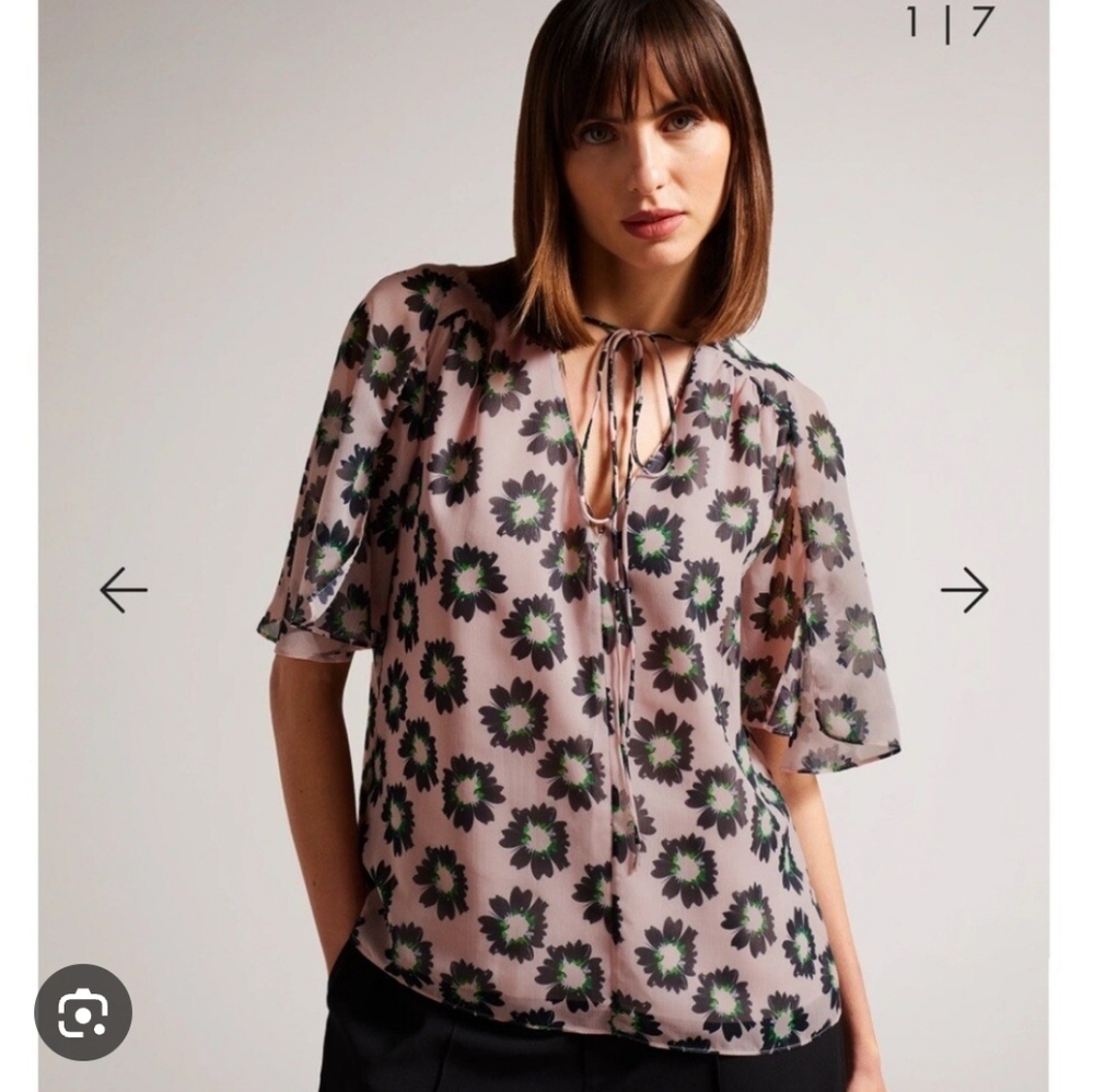 New Ted Baker Harlynn Floral Split Short Sleeve With Neck Tie Blouse